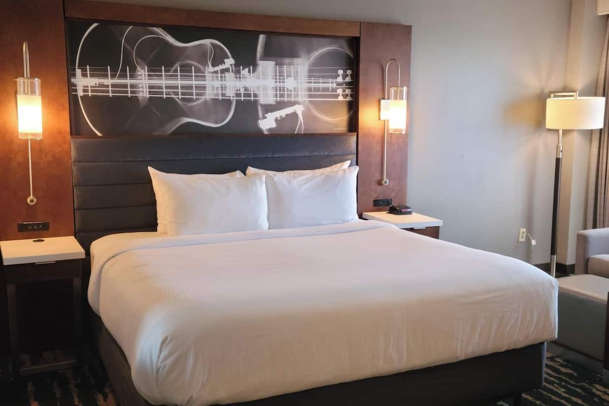 junior suite | 1 bedroom, premium bedding, pillow-top beds, desk