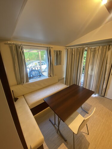 Mobil-Home 6 personnes camping 4* en Provence