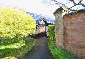 Property grounds - 3 bed converted chapel with lake view (Coolham)