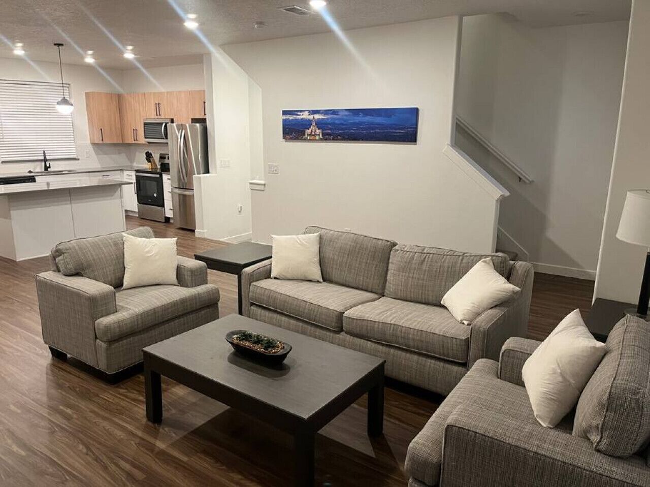 Resort Like Amenities | King bed |Queen Bed | Fast Wi-Fi | Sleeps 7 Close to Mountains