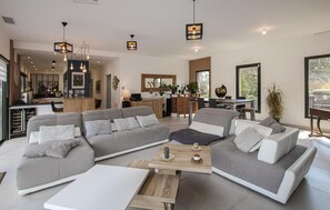 Smart-TV, Stereoanlage