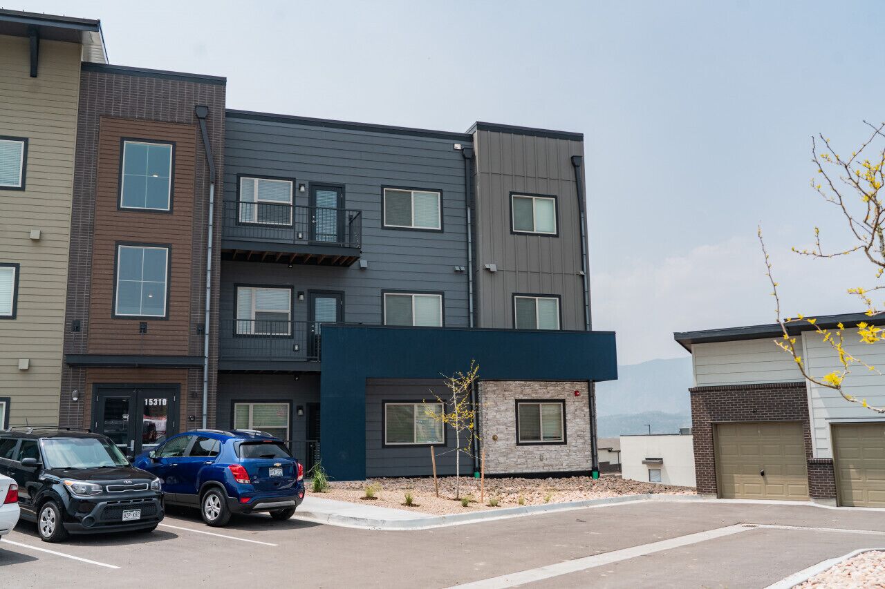 Resort Like Amenities in Monument | King bed  | Queen bed | Garage | Fast Wi-Fi | Sleeps 5