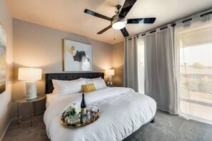 2 bedrooms, iron/ironing board, free WiFi, bed sheets