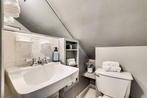 Hair dryer, towels