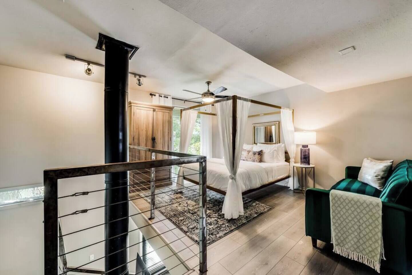 2 bedrooms, iron/ironing board, travel crib, WiFi (free)