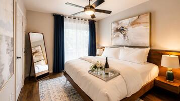2 bedrooms, iron/ironing board, travel crib, free WiFi