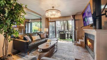 Smart TV, fireplace, offices