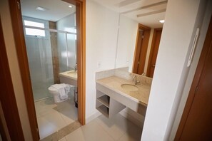 Family Apartment | Bathroom