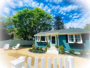 Exterior - Perfect Beach Bliss Cottage with Best Sunsets and Steps Away from Beach! (Cape May)