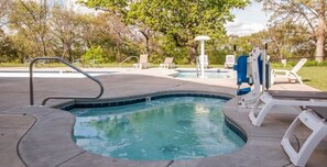 Pool - Capital Vacations Crowne View Heights - 1 Bedroom (4-Night) (Branson)