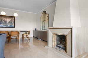 Interior - The Estoril Coast Collection — Ocean (Estoril)