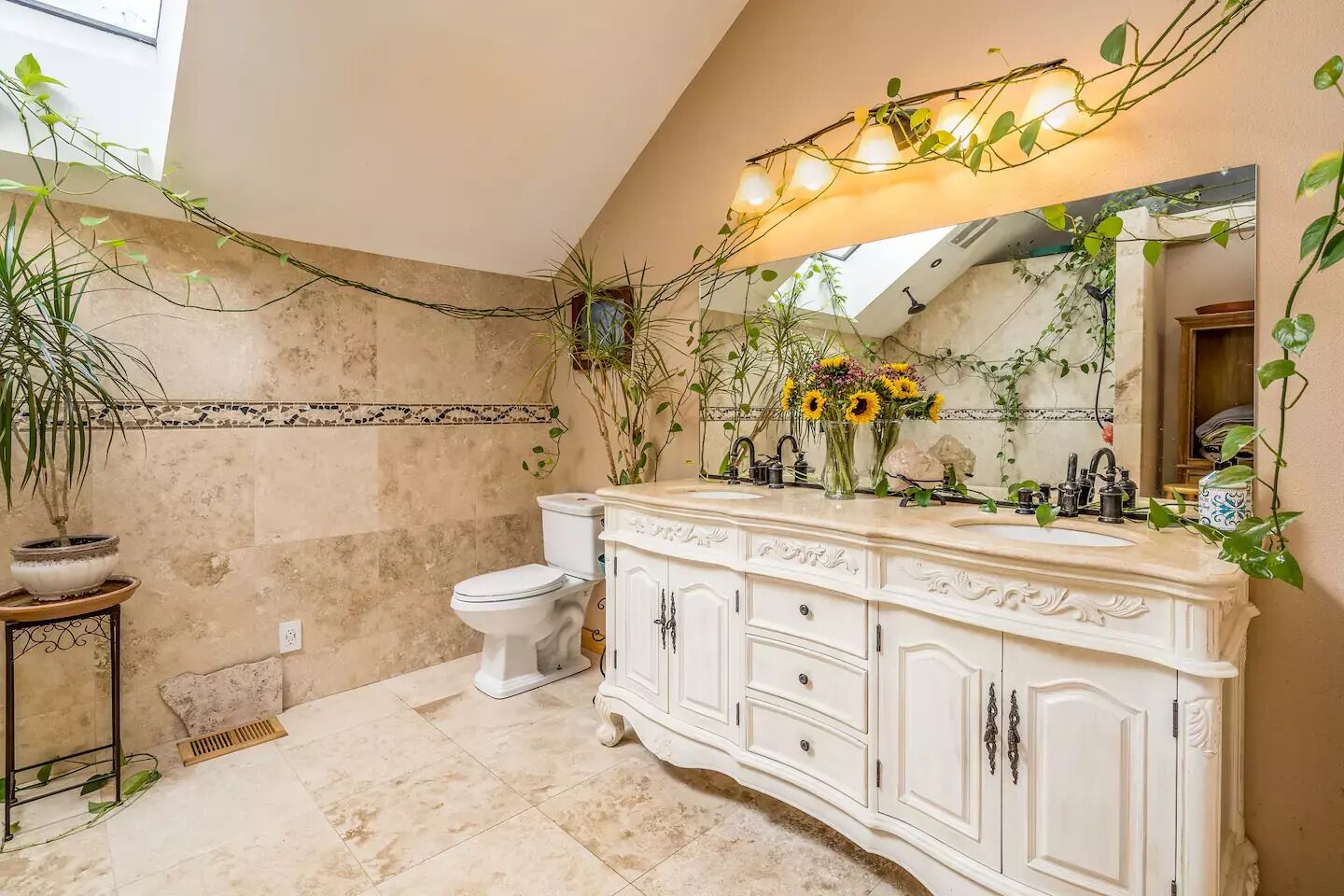 Casa Aventura: Private 2 bedroom home w/loft