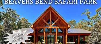 Secluded Luxury Retreat with EV Charger