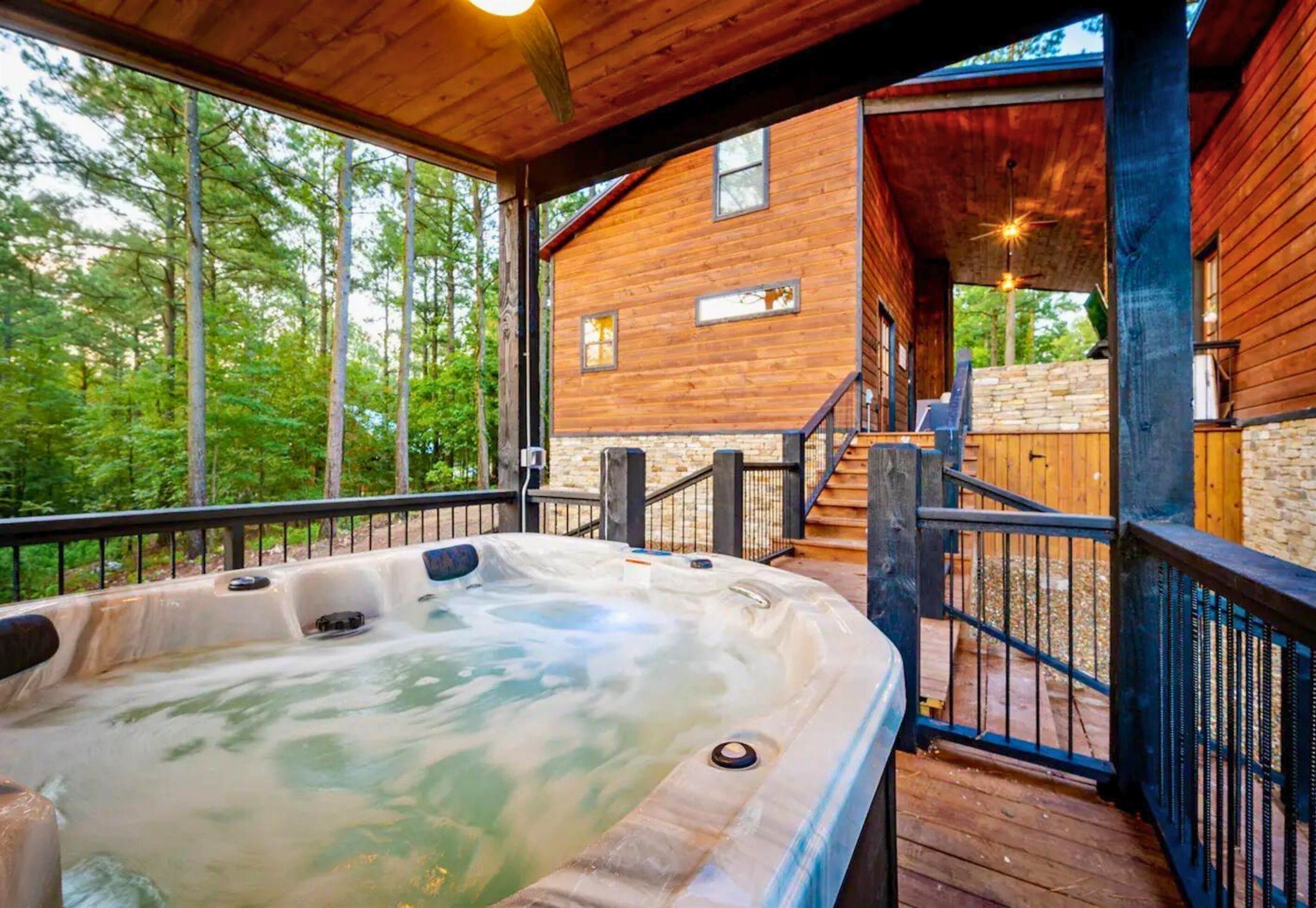 Bain à remous extérieur