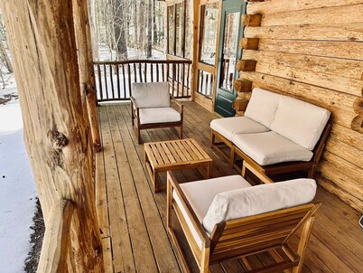 Perfect for Entertaining and Relaxation in the Berkshires!Furnished Country Home