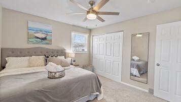 3 chambres, bureau, Wi-Fi gratuit, draps fournis