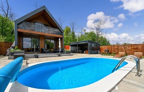 Opvarmet pool