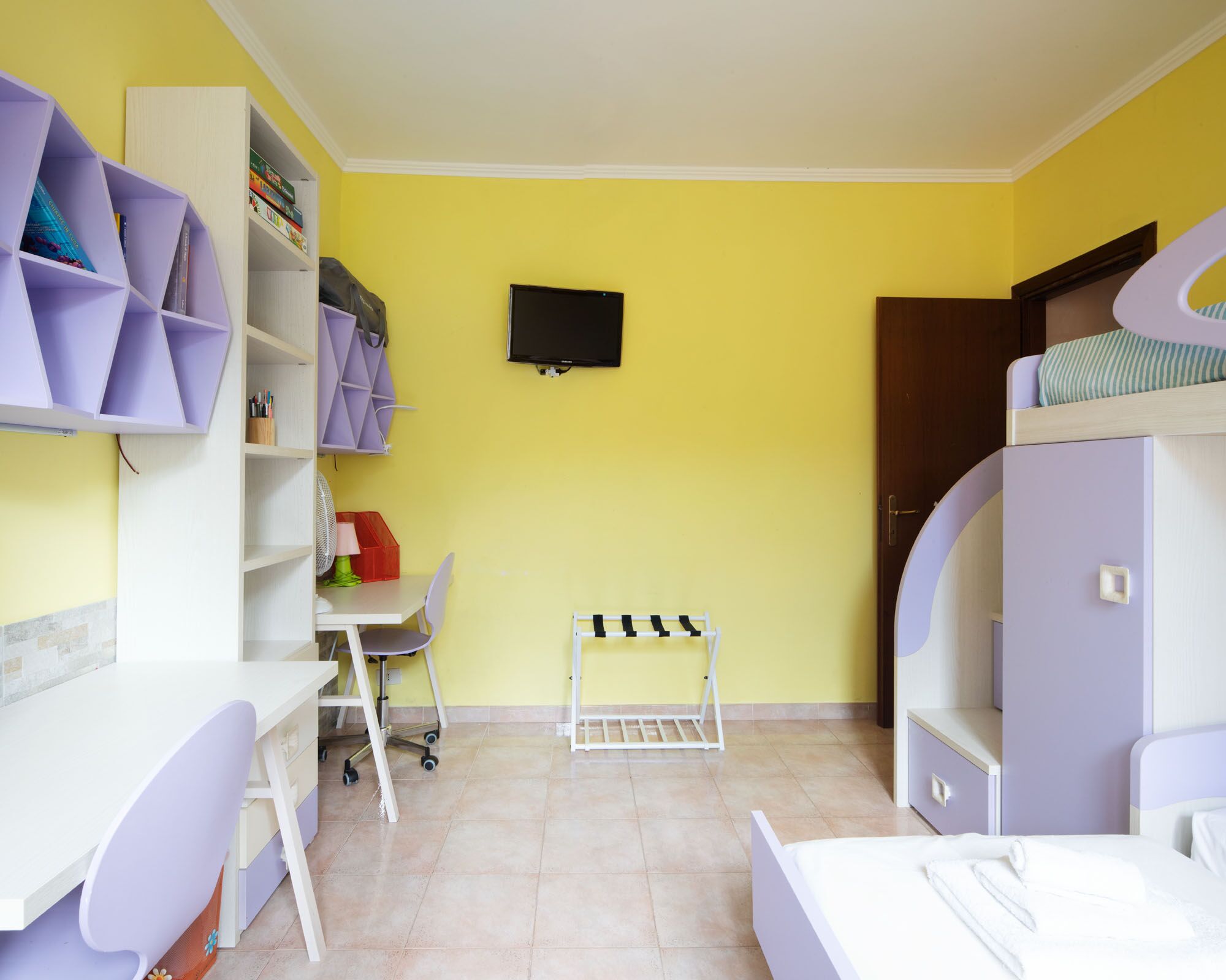 3 bedrooms, in-room safe, desk, iron/ironing board