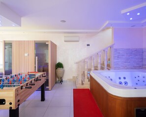 Spielezimmer