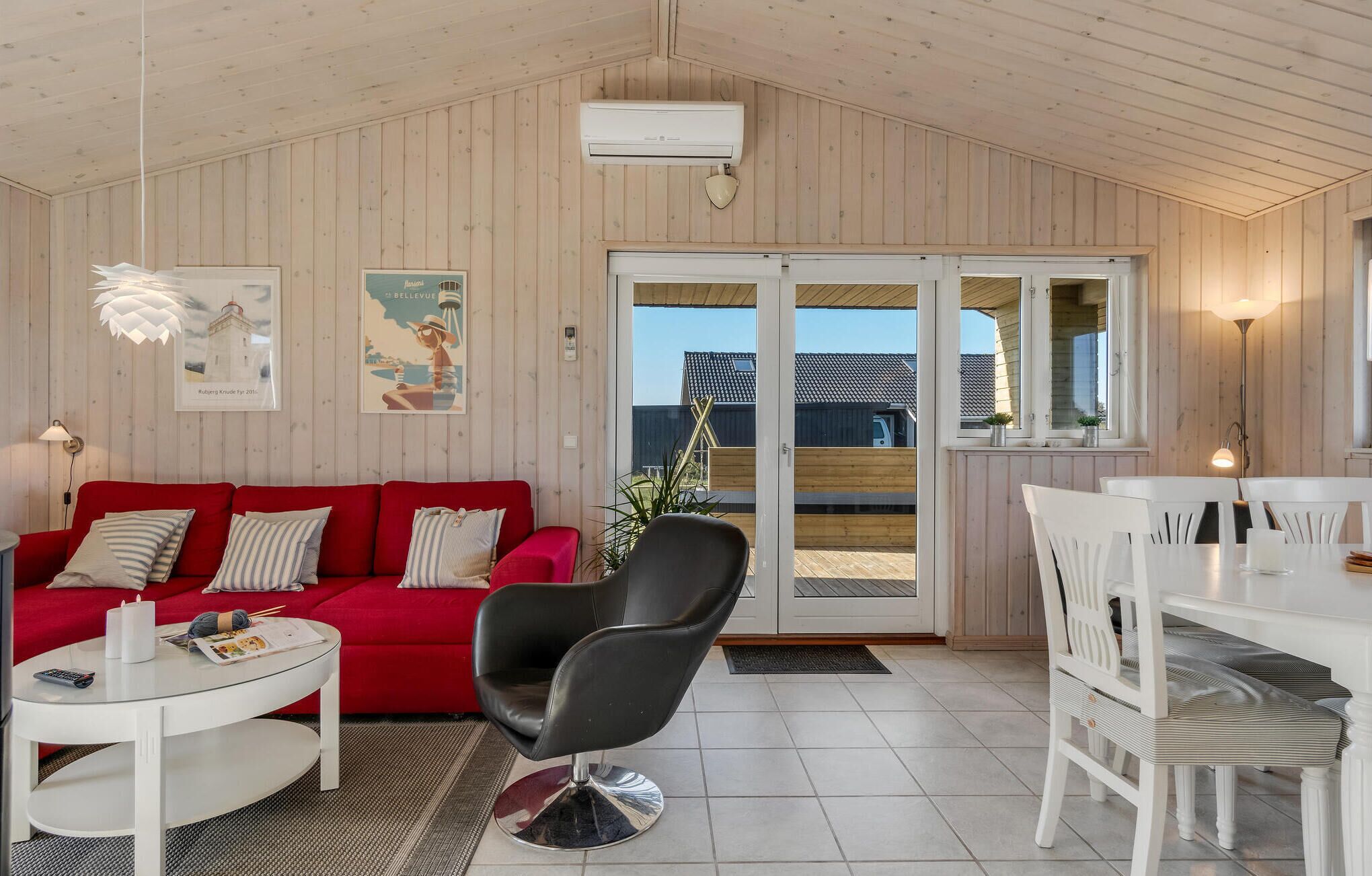 Fernseher, Kamin