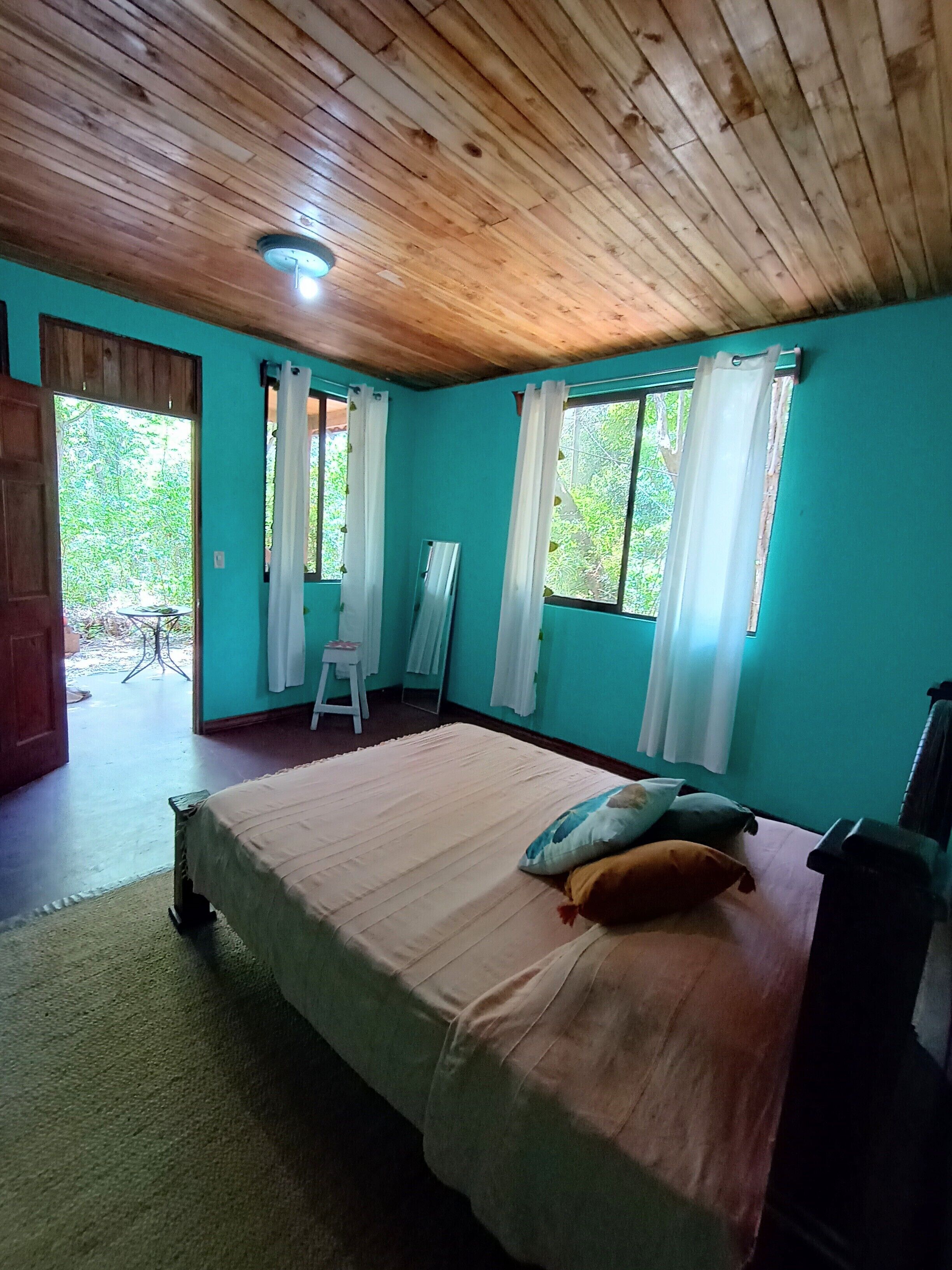Standard Cabin, 1 Bedroom, Garden View | Free WiFi, bed sheets