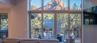 Stunning New Modern Getaway