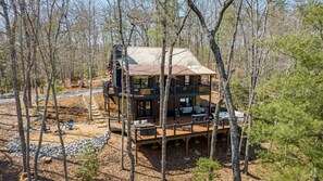 Exterior - Copper Ridge Hideaway - Dog Friendly | Pac Man Arcade Game | Hot Tub (Mineral Bluff)