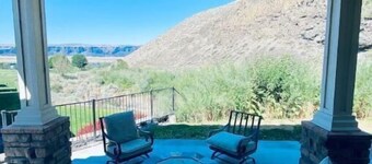 C28-3bd/2.5b Sunserra unit to Canyon pool Gorge