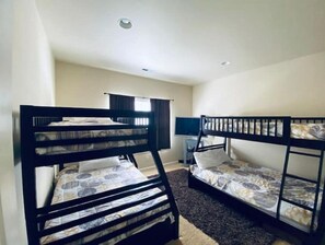 3 dormitorios, wifi gratis, ropa de cama
