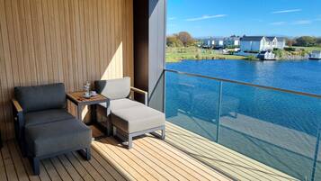 Superior Apartment | Terrace/patio