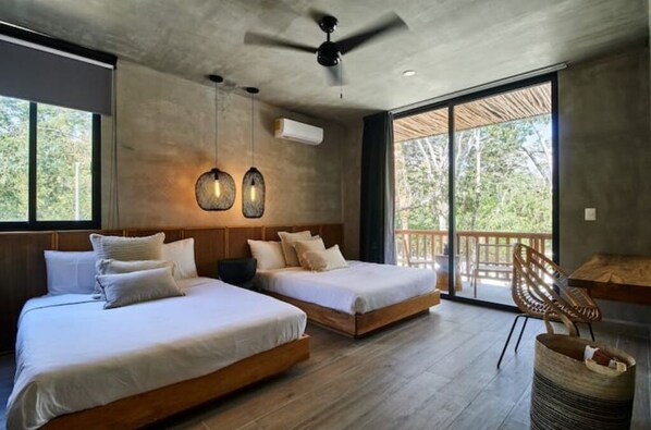 3 chambres, coffres-forts dans les chambres, bureau