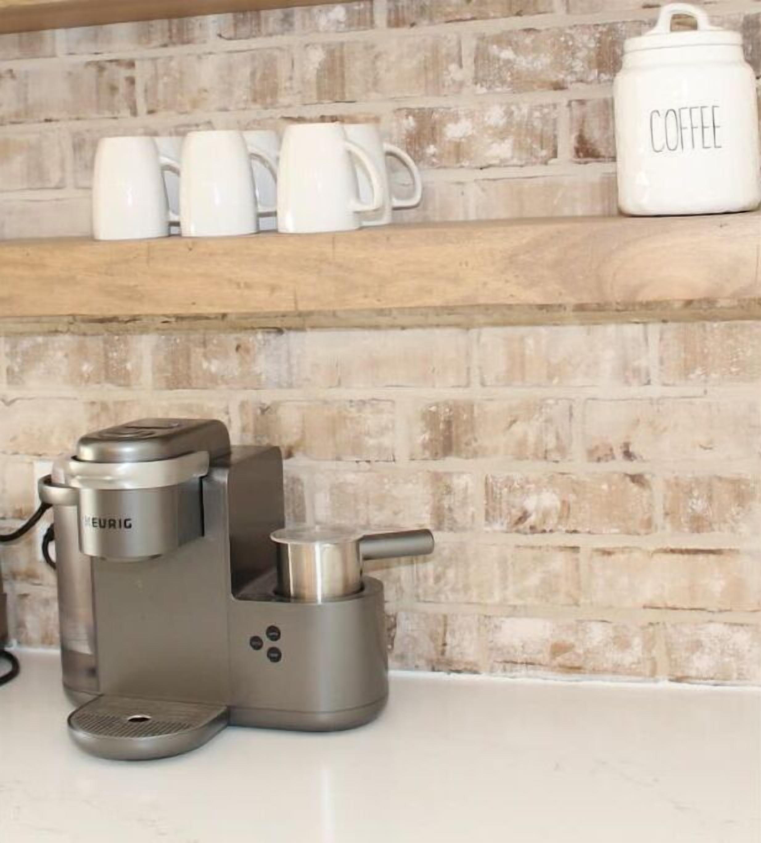 3BD/2BA home.  Beautiful sunrise.  Kids room with play area. Pet Friendly