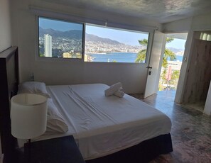 Deluxe Room, 1 King Bed with Sofa bed, Air conditioning, Ocean View