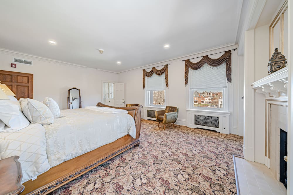 Heritage Venue and Luxury Living