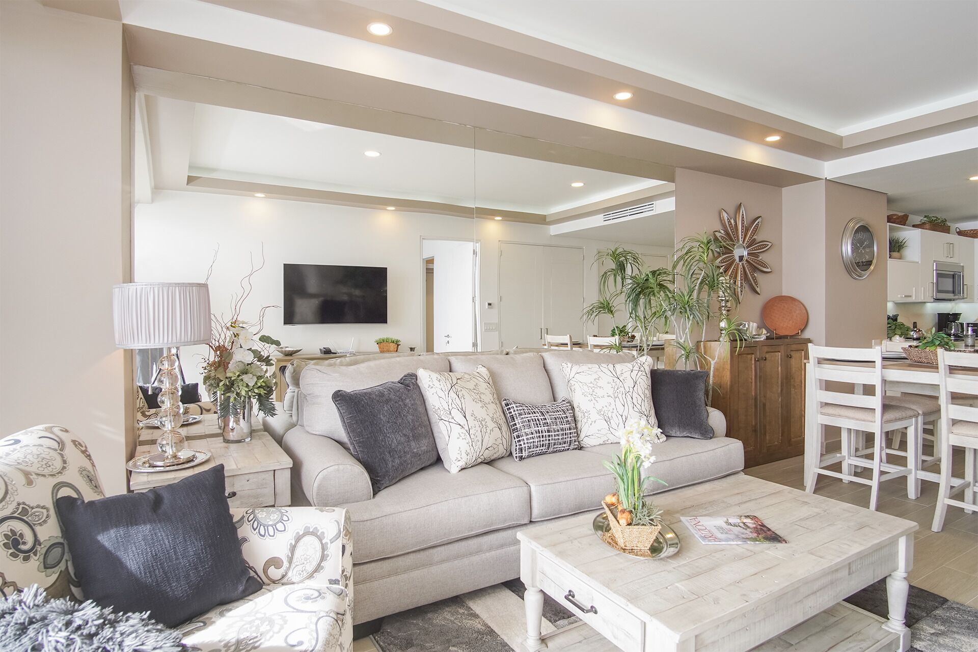 Stunning 1 bedroom condominium (Encantame Verano 1003)