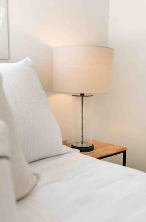 2 bedrooms, in-room safe, iron/ironing board, free WiFi