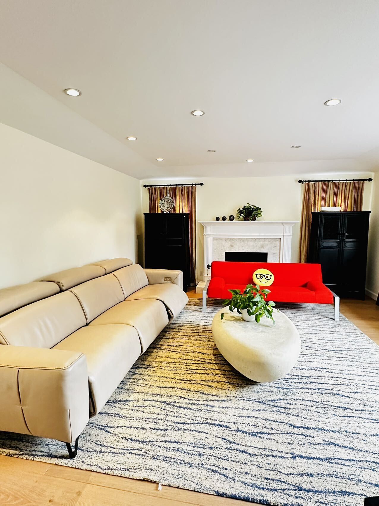 Cheerful 4 bedroom single home next to Stanford remodeled recently