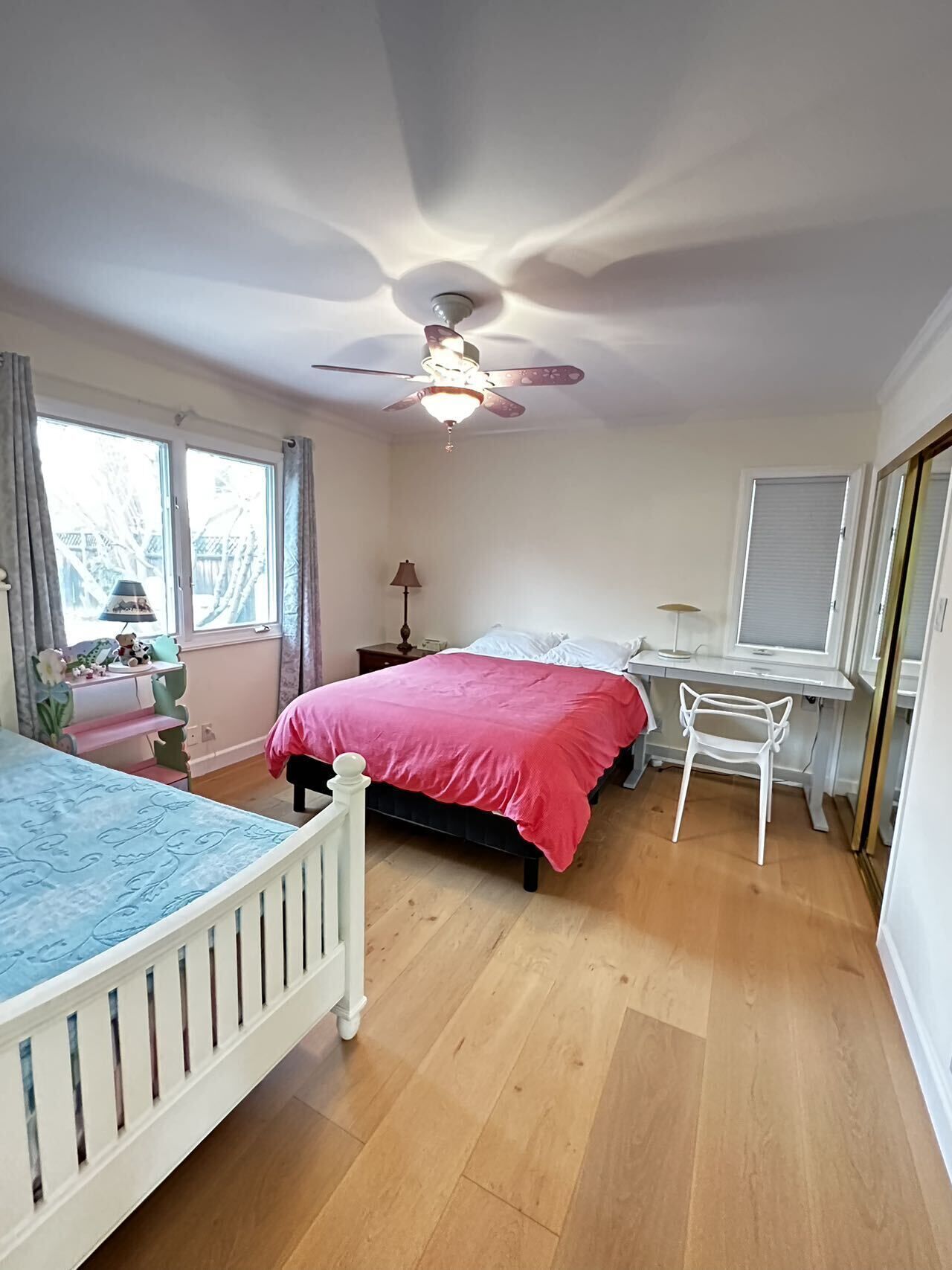 Cheerful 4 bedroom single home next to Stanford remodeled recently