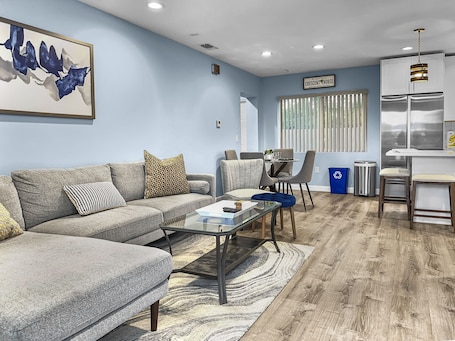 TV, music library. Sarasota 2 Bedroom House right next to Siesta Key