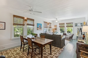 Interior - Sandcrab - Quaint Ocean View Cottage, Beach Access Directly Across (Folly Beach)