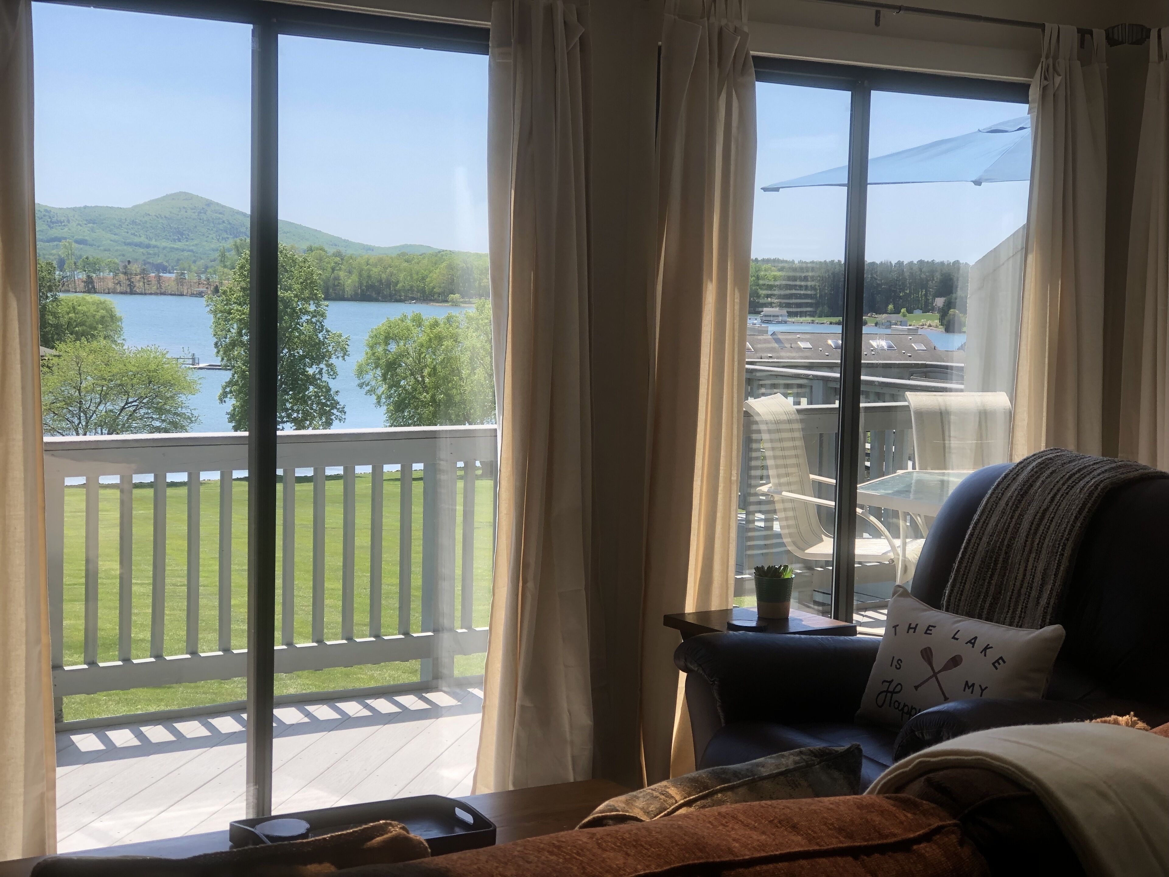 Easy Breezy. Sleeps 3