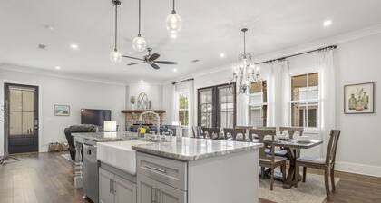 Blueberry Hills Beach Oasis. Private Heated POOL!