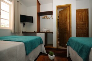 Minibar, wifi gratis y ropa de cama 