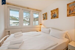 3 bedrooms, WiFi