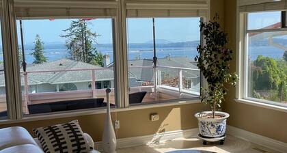 Ocean View & Mount Baker 5 min from the beach! Canada longest pier, restaurant