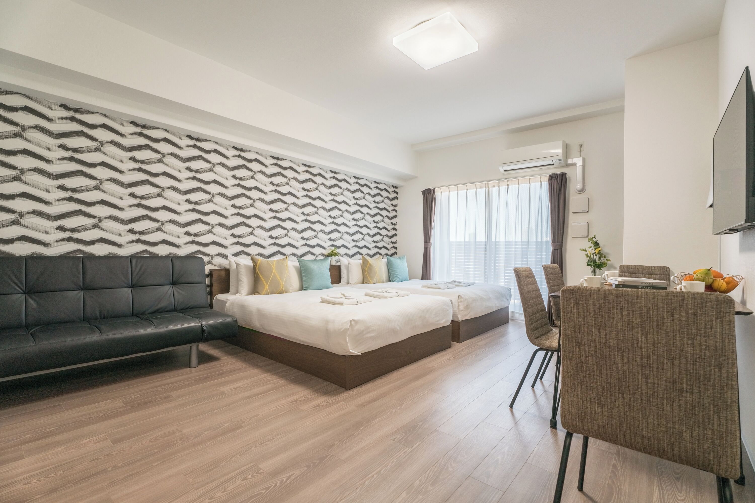 Family Twin Room | Premium bedding, desk, blackout curtains, free WiFi
