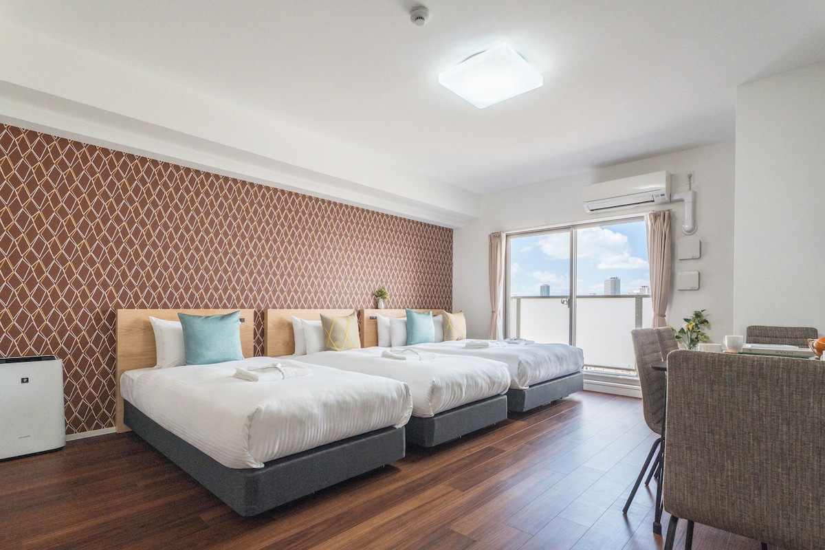 Habitación superior, no fumadores (Family) | Ropa de cama de alta calidad, escritorio, cortinas opacas y wifi gratis