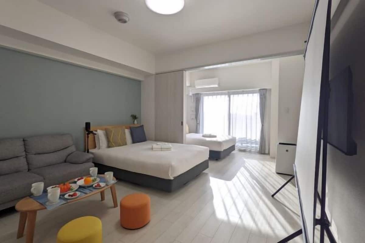 Biancheria da letto di alta qualità, tende oscuranti, insonorizzazione
