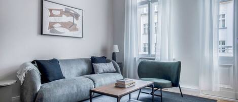 Fernseher, Stereoanlage