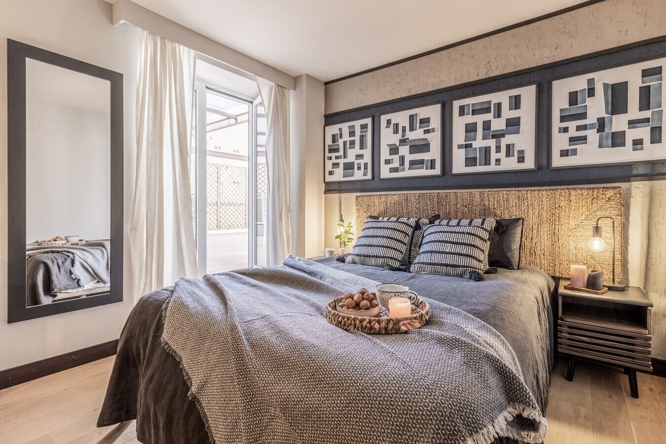 2 chambres, fer et planche à repasser, Wi-Fi, draps fournis